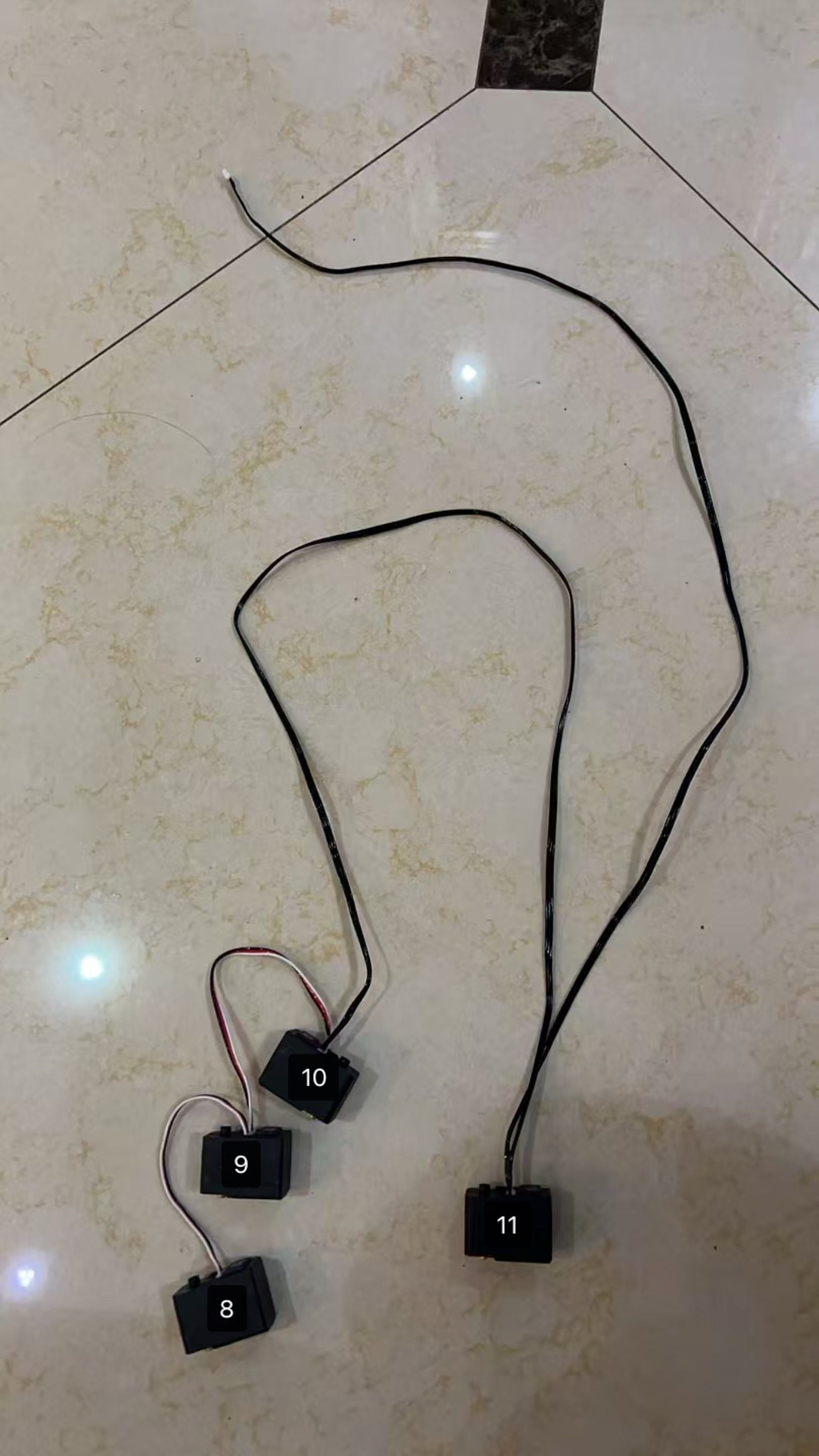 请输入图片描述