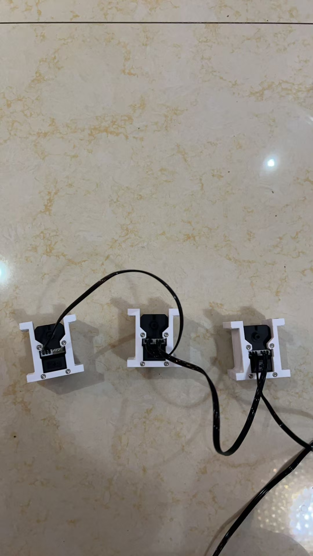 请输入图片描述