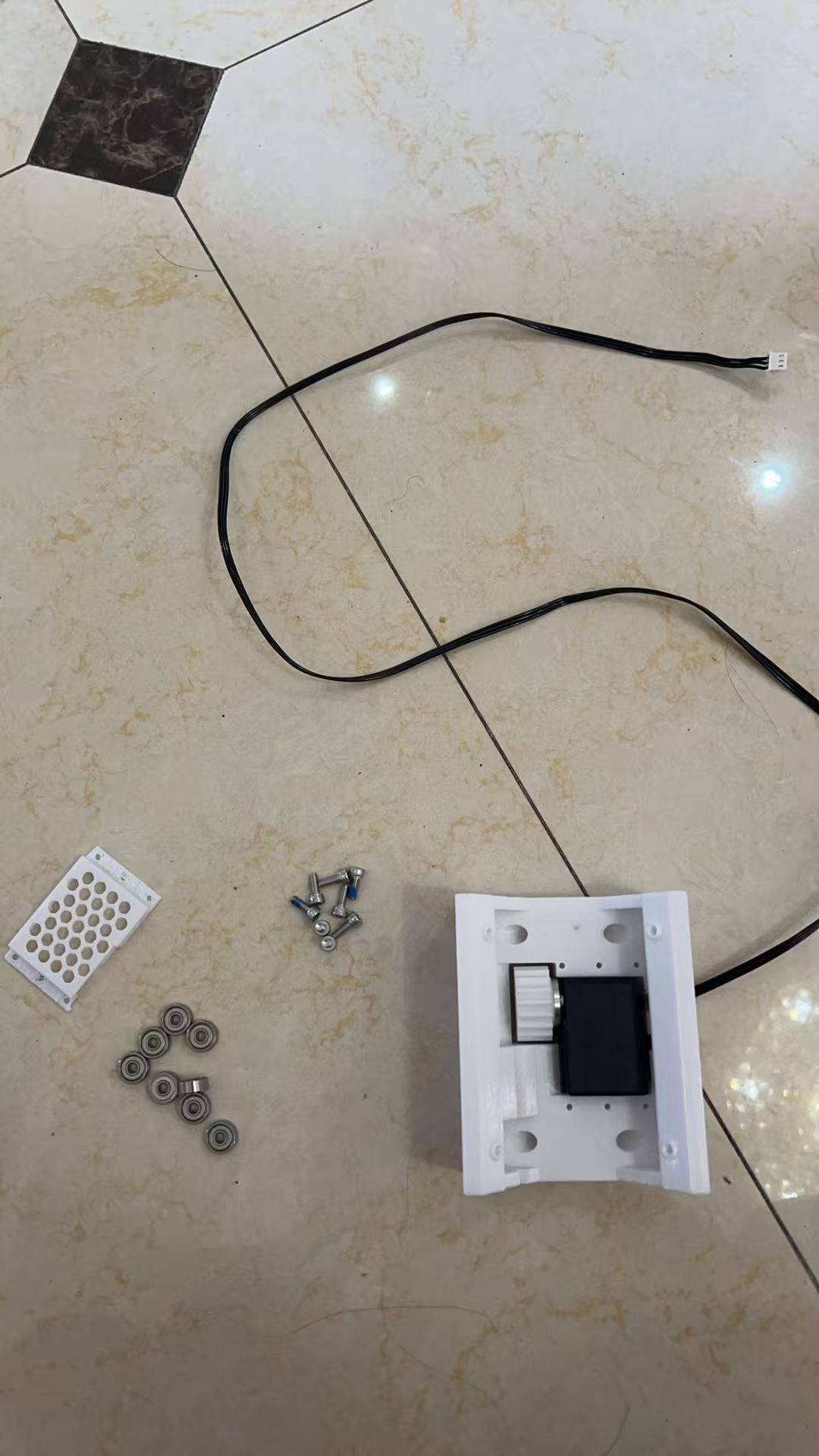 请输入图片描述