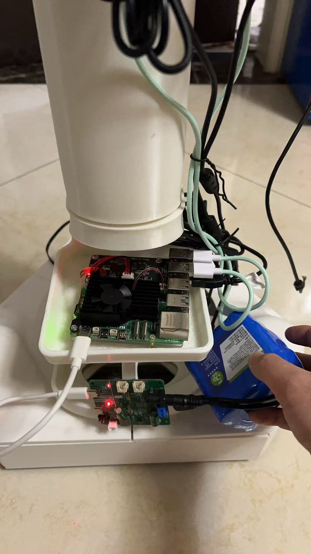 请输入图片描述